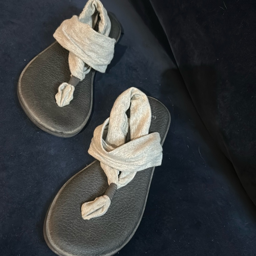 Sanuk Yoga Slingbacks in Grey Black Size 8